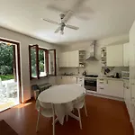 빌라 In Pineta Di Roccamare 카스틸리오네 델라 페스카이아